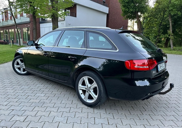 Audi A4 cena 42500 przebieg: 249000, rok produkcji 2013 z Malbork małe 742